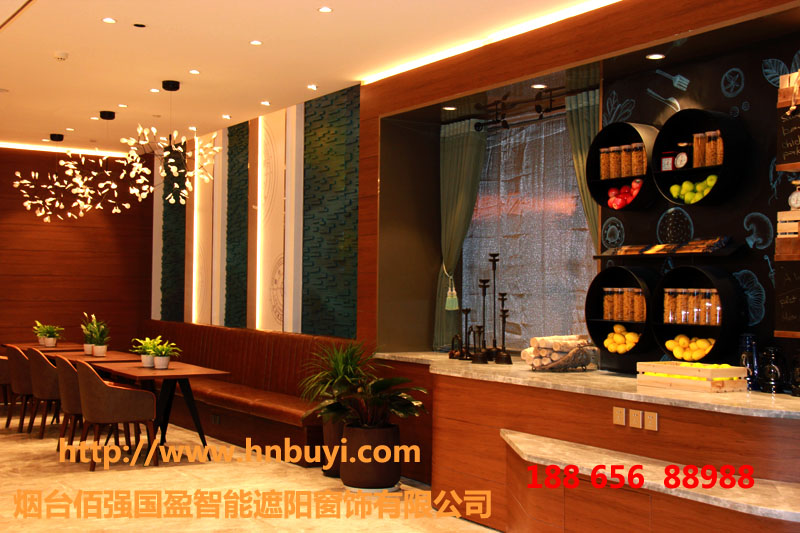 Ʈƣ̴Ҳжһ棬ͼһǳɫδǳɫ򣬱ΪľҲһ塣